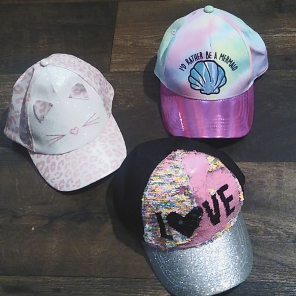 Set of 3 girls hats - Picture 1 of 4